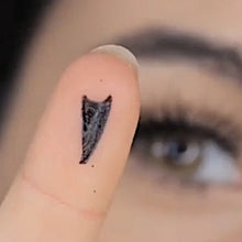 Load image into Gallery viewer, Wing Eyeliner Stamp kit (LUISA'S FAV) COMES WITH 2!
